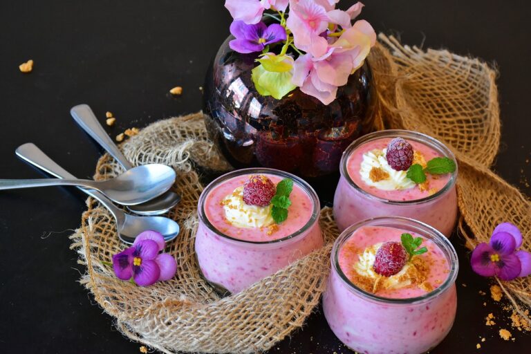 quark, quark raspberries, dessert-2114690.jpg